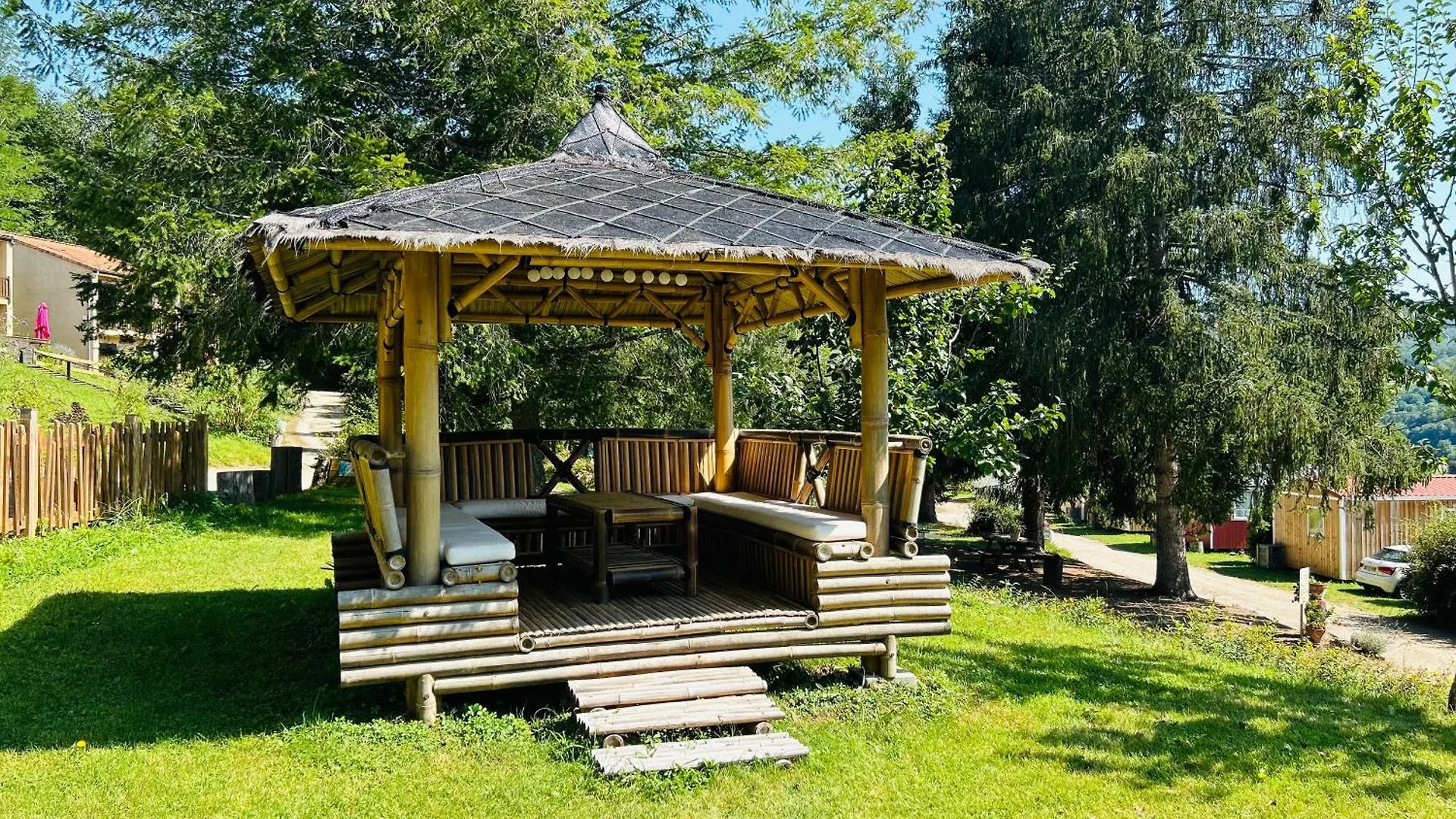 Camping-Gites Au Songe Du Valier Seix Franciaország