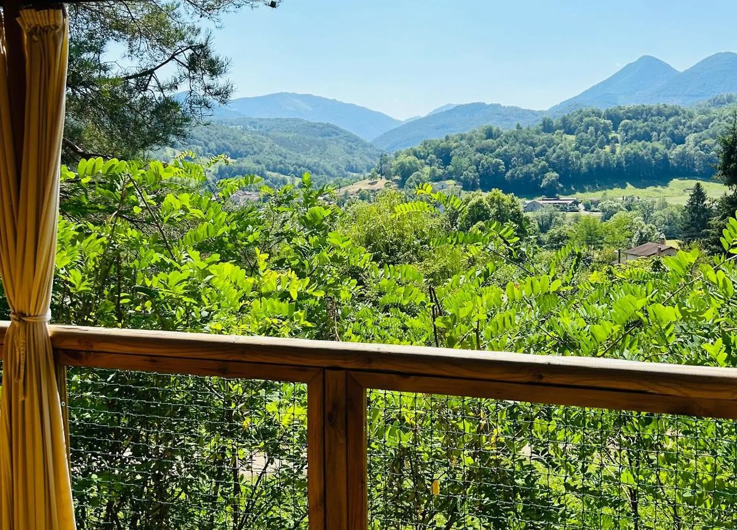 Camping-Gites Au Songe Du Valier Seix Franciaország